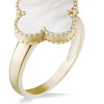Leaf Clover Ring